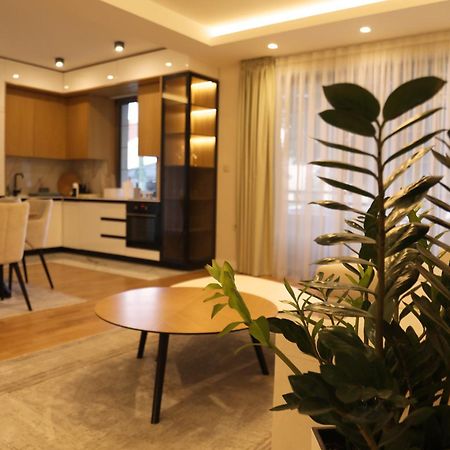 Brand New Lux Apartment Skopje Luaran gambar
