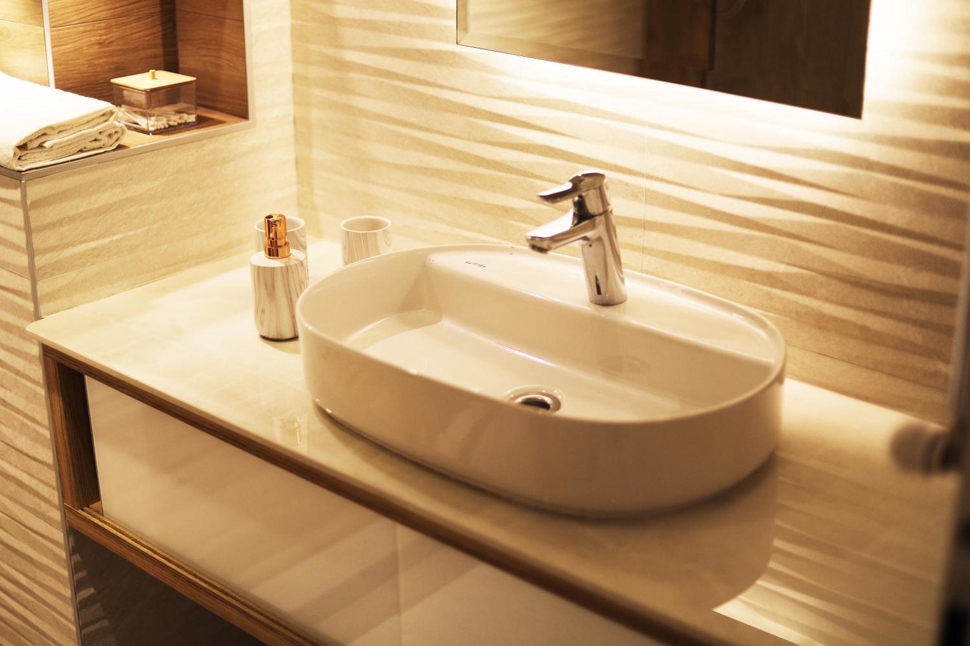 Brand New Lux Apartment Skopje Luaran gambar